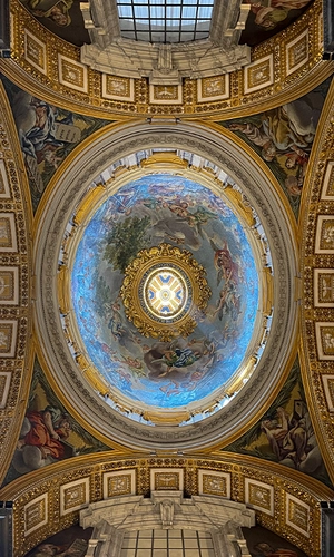 St. Peters Basilica - Side Chapel