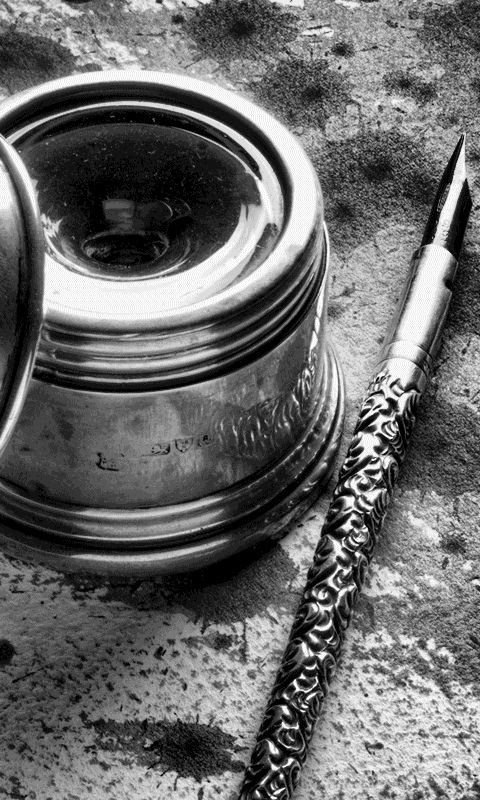 Kindle - Antique Inkwell