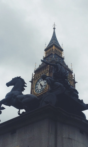 Big Ben & Boadicea and Her Daughters